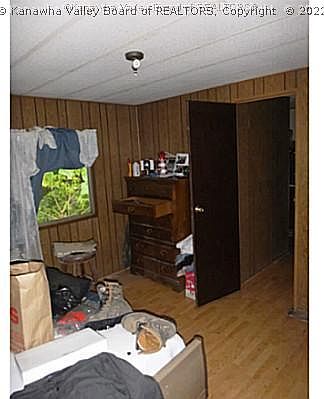 4th image of 845 Georges Dr