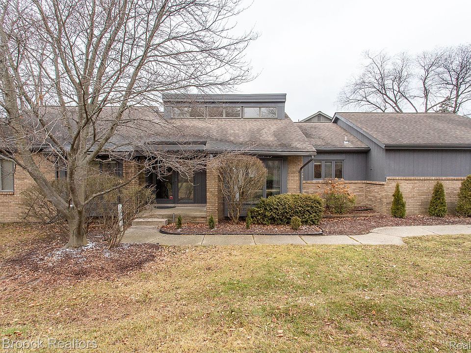 1st image of 5584 Water Way Ct