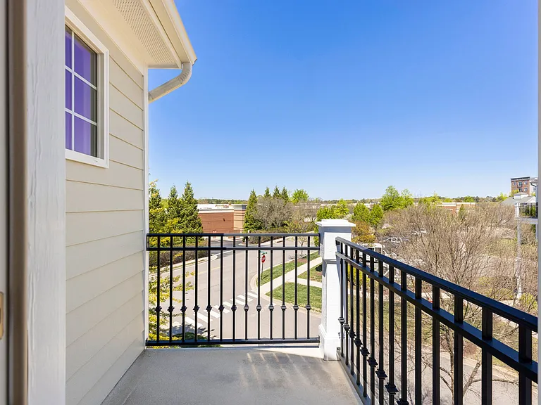 3953 Redbud Rd — Photo 31