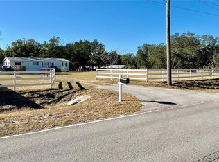 18711 Powerline Rd, Dade City, FL 33523