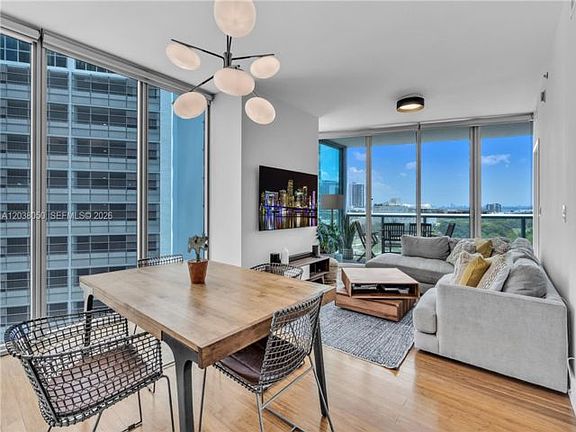 2nd image of 888 Biscayne Blvd APT 812