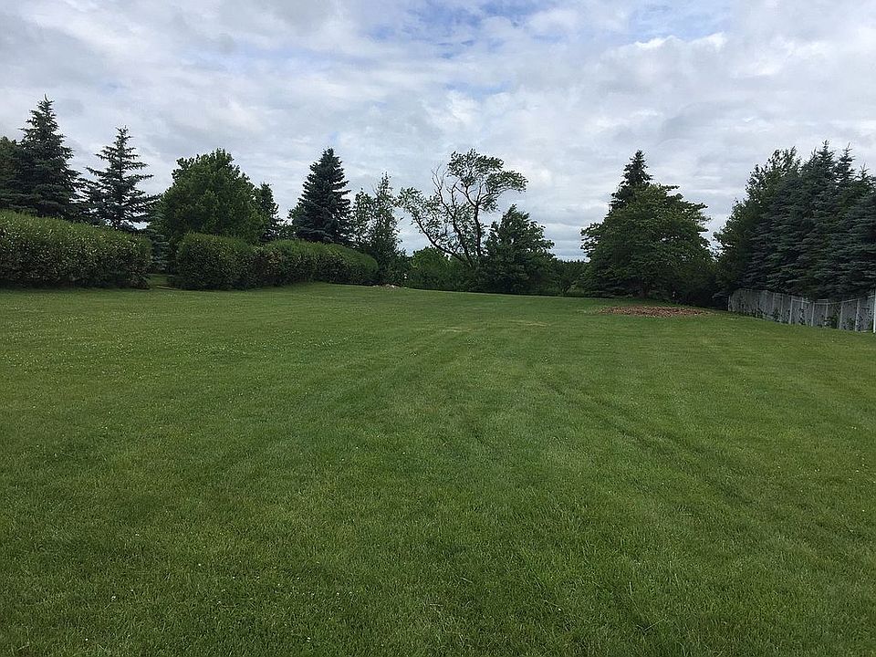 Backs up to Preserve
