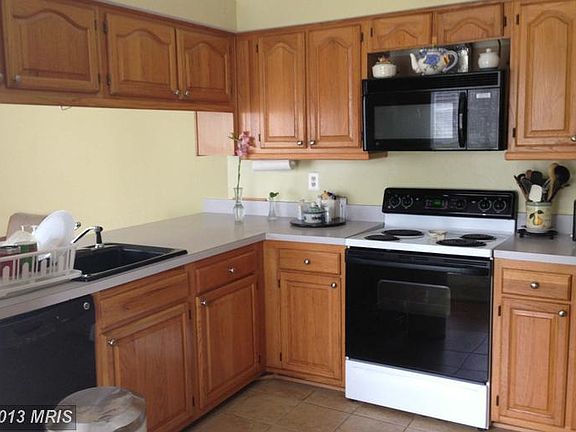 2nd image of 6 Stalvey Hill Ct