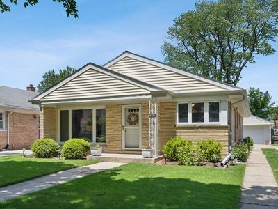 6320 W Estes Ave, Chicago, IL, 60646