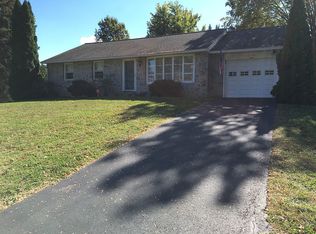 412B Buchert Rd, Pottstown, PA 19464