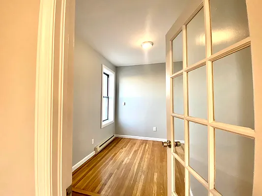 Rented by Lang Realty LLC | media 18