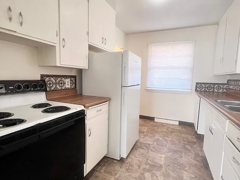 1346 & 1348 Pine St — Photo 4
