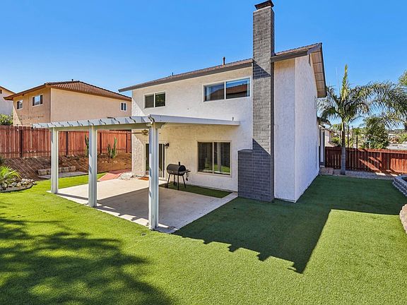 2nd image of 1110 Gaucho Pl