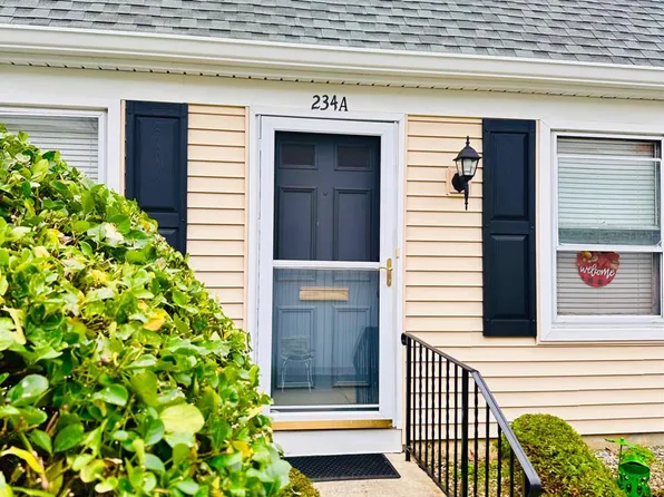 234 Marblehead Ln #A, Monroe Township, NJ 08831