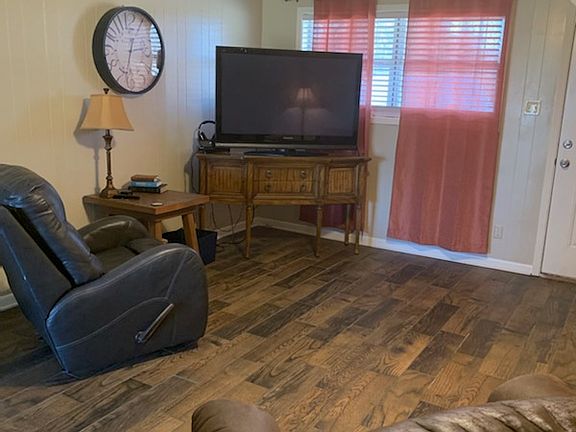 5th image of 401 S Pondalilly Little Riv APT 4