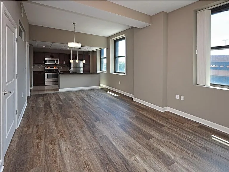 The Residences At Hanna — Photo 5