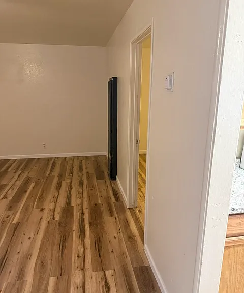 211 W 1st Ave #C — Photo 9