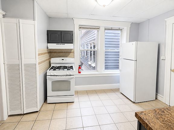 3rd image of 166 8th St #4AA