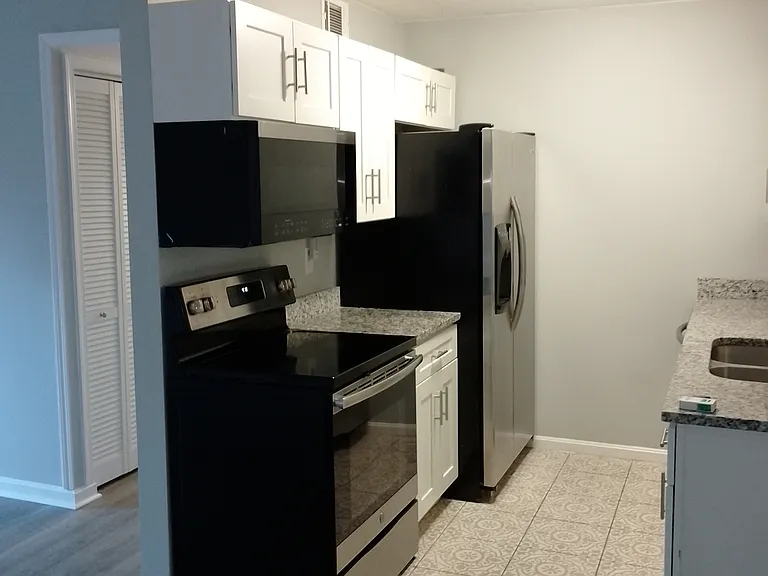6518 Six Mile Ln #1 — Photo 6