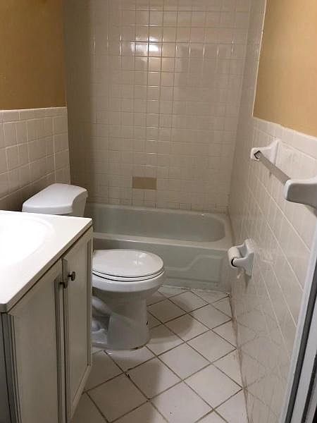 1st image of 1122 Vincent Ave