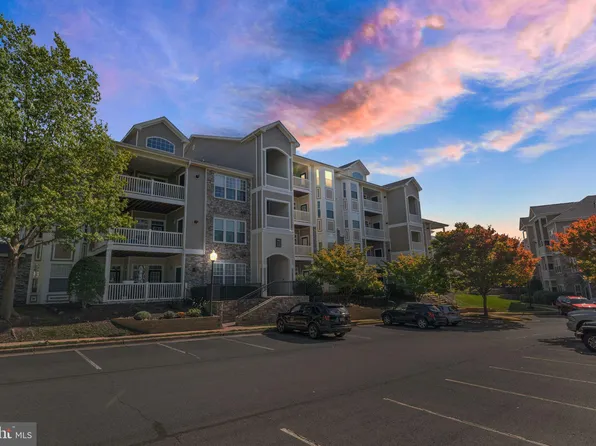 502 Sunset View Ter SE Unit 407, Leesburg, VA 20175