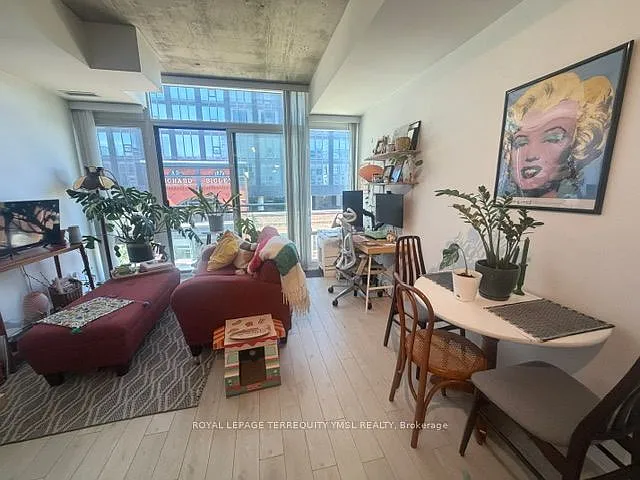 127 Queen St E #504 — Photo 9