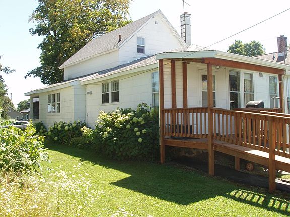 2nd image of 328 6th Ave S #S
