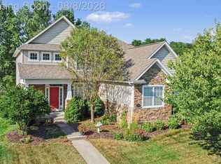 4141 Oak St, Grand Blanc, MI 48439