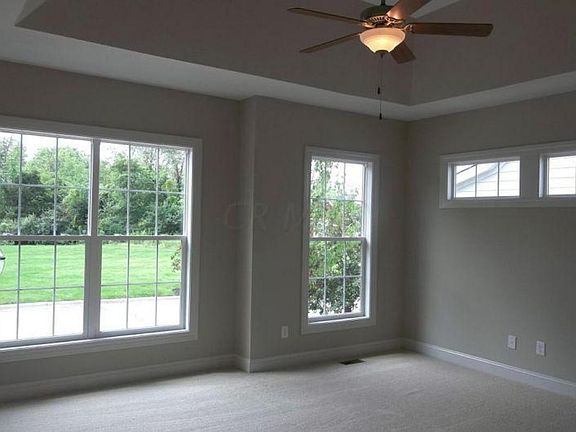5th image of 4822 Golf Village Dr