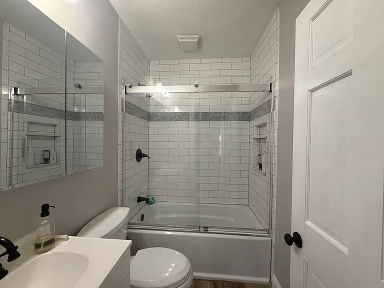 34 Baxter Ave — Photo 4