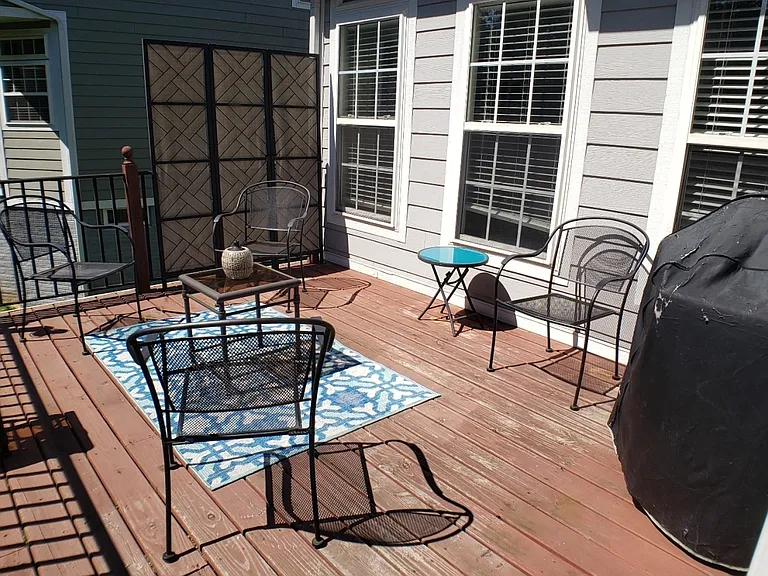 618 Rainier Rd — Photo 17