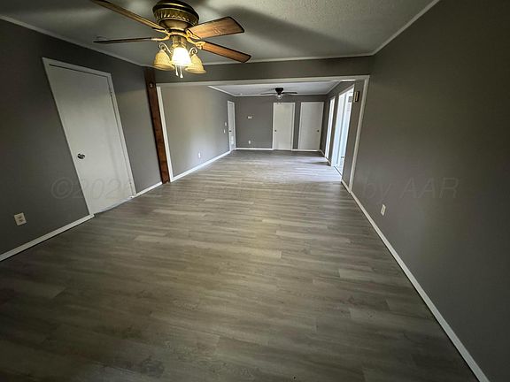 3rd image of 606 15th St