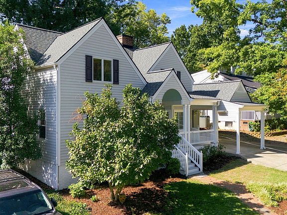 3rd image of 2721 Van Dyke Ave