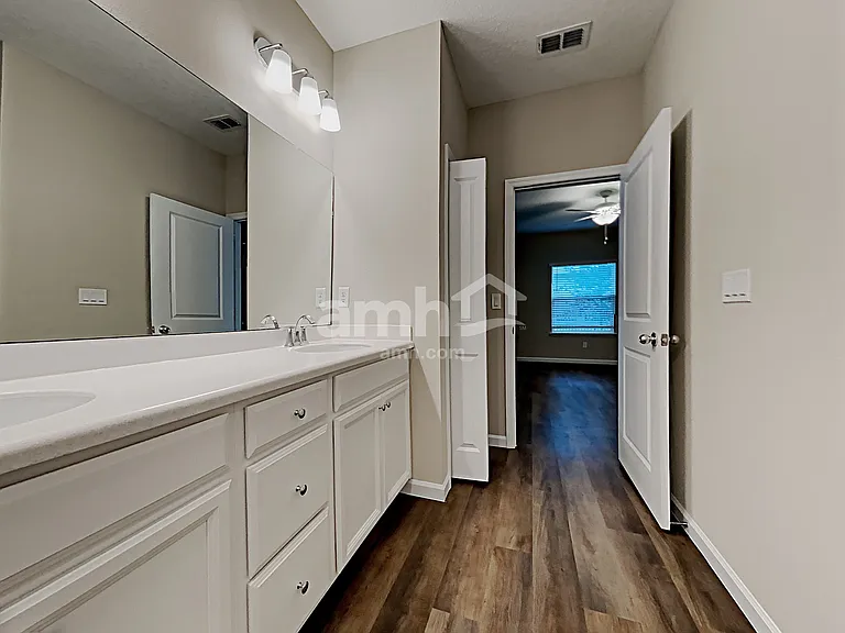 282 Stone Arbor Ln — Photo 10
