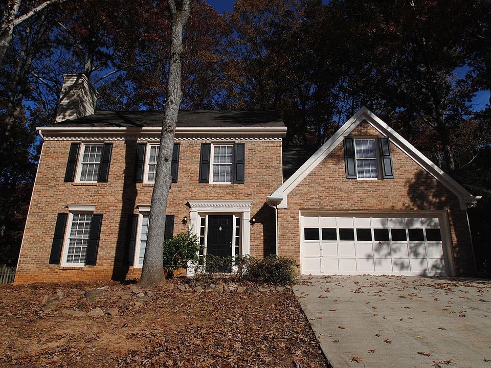 1st image of 2550 Broadmoor Ct