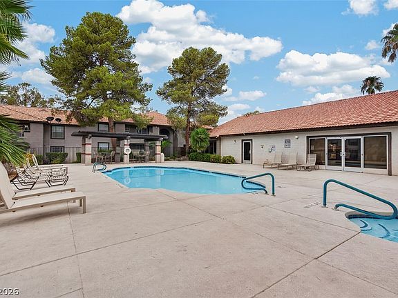 4th image of 2606 S Durango Dr APT 281