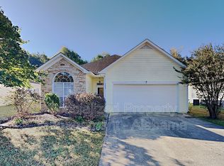 1244 Amberley Woods Dr, Helena, AL 35080