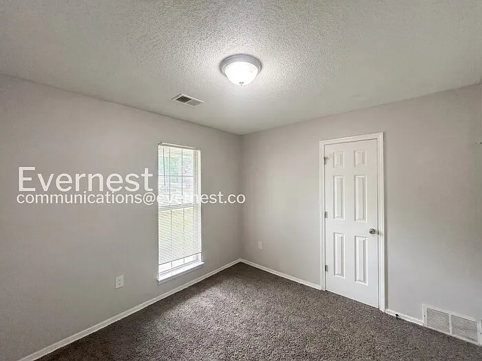 10453 Kristen Dr S — Photo 12