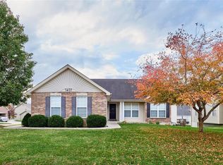 1401 Tree Stump Dr, Wentzville, MO 63385