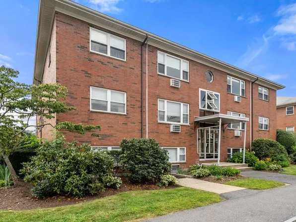 20 Whitman Rd APT 2-4, Waltham, MA 02453