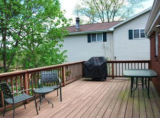 2401 Stratford Ave, Coraopolis, PA 15108