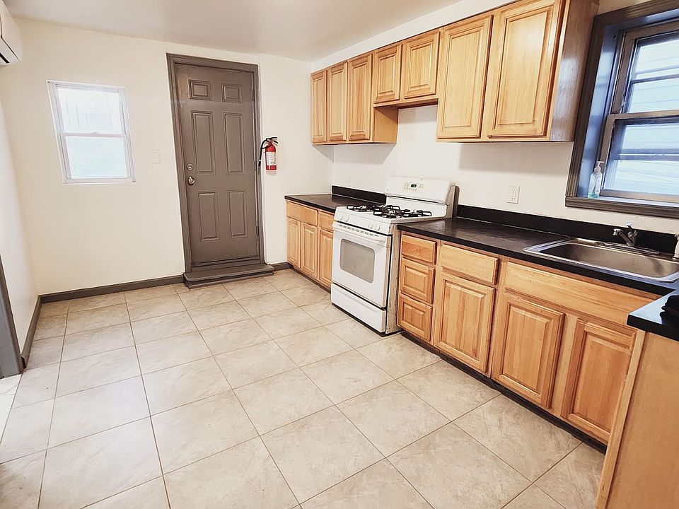 1st image of 761 Communipaw Ave #1C