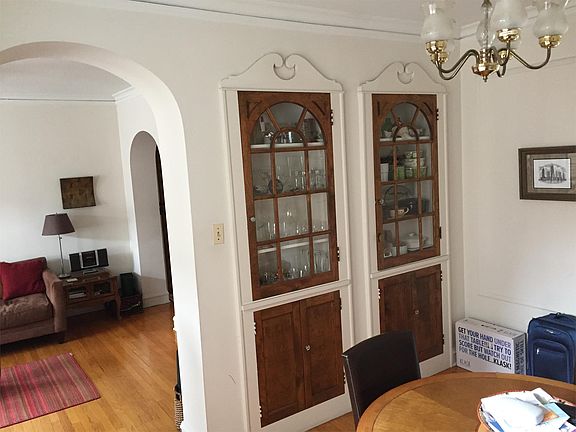 3rd image of 4522 N Wolcott Ave APT 3B