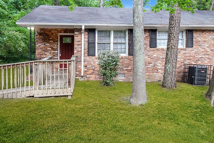 1st image of 106 James Ct #D