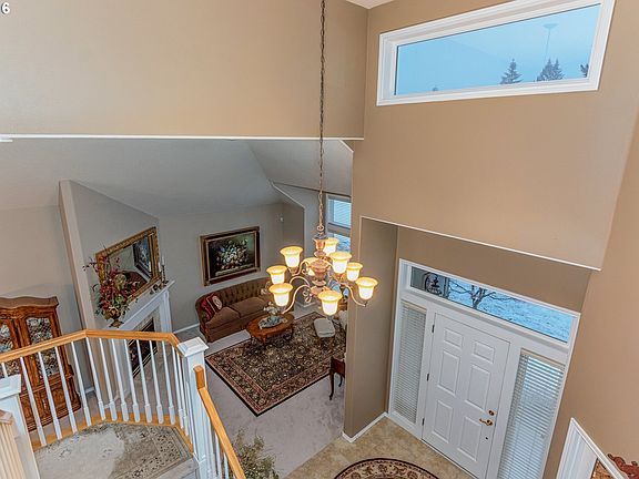 4th image of 13705 NE 45th Pl