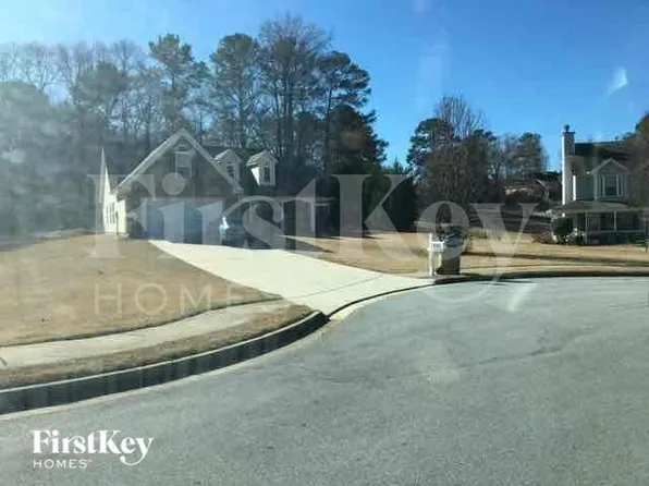 3349 Meadovista Dr, Ellenwood, GA 30294