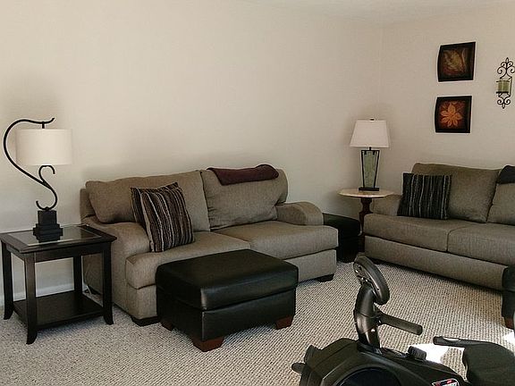 2nd image of 2602 N Rosegarden Blvd