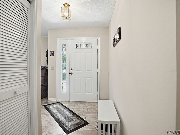 5th image of 38 Hollyhock Ct
