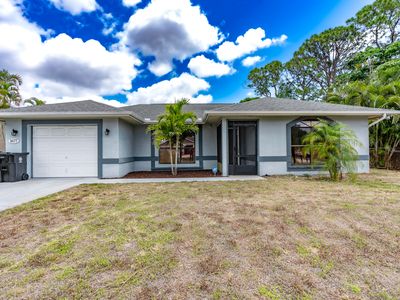 1677 SE Trumpet Lane, Port Saint Lucie, FL, 34983