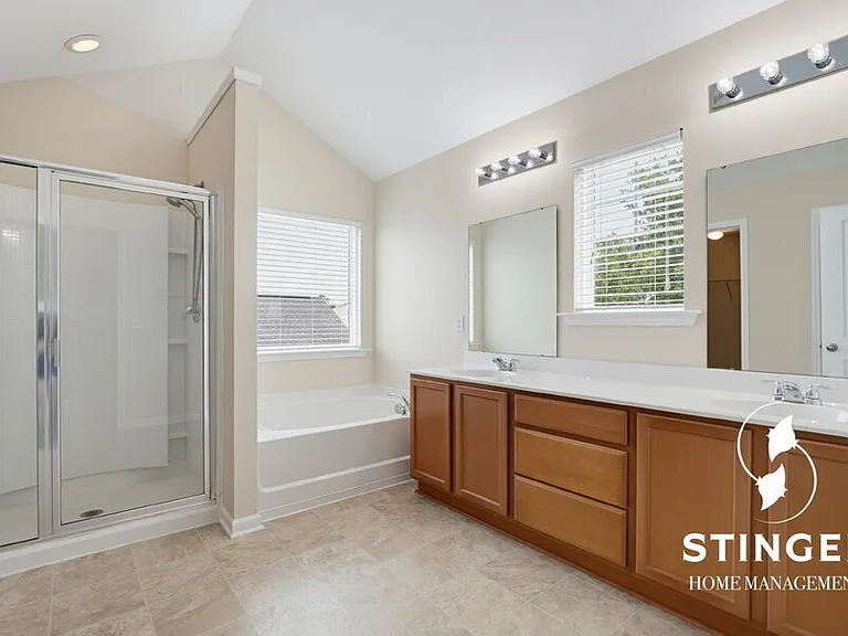 2 Congaree Way — Photo 22
