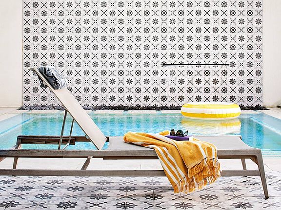 Dipping Pool and Sundeck