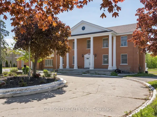 6 Bowman Ave, Brampton, ON L6P 0X5