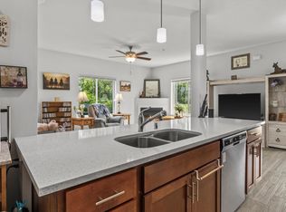 4884 Innovation Dr, Deforest, WI 53532
