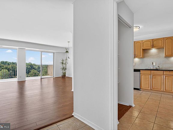 5th image of 9039 Sligo Creek Pkwy APT 1614