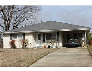 1st image of 11343 Prentiss Ave